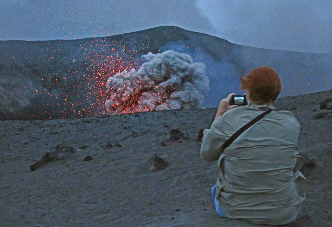 Dr_Anne_Small_Polynesia_volcano